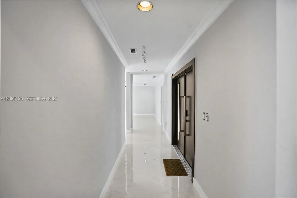 15305 SW 78th Ct, Palmetto Bay, FL 33157
