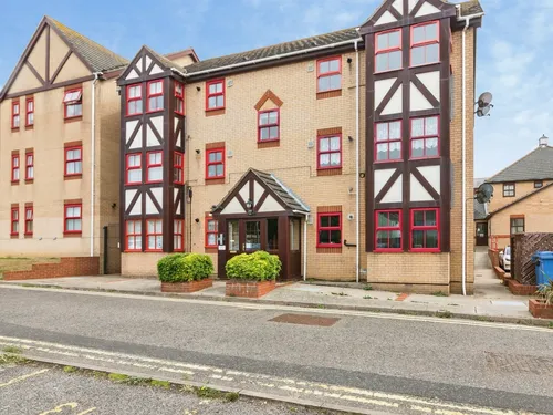 Adrian Court, Lowestoftphoto