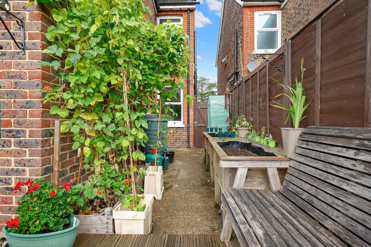 Church Road, Horley, Surrey, RH6