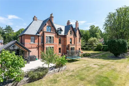 Leycester Road, Knutsford, WA16