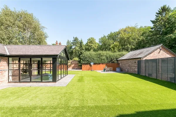Leycester Road, Knutsford, WA16 photo 26