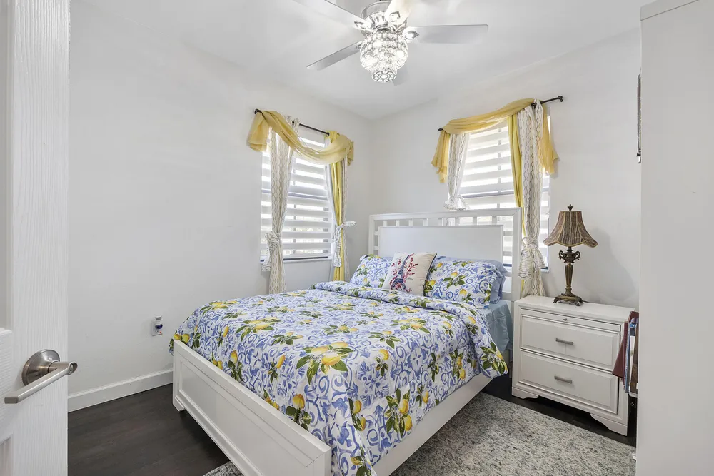 4721 Santa Cruz Way, Davie, FL 33314