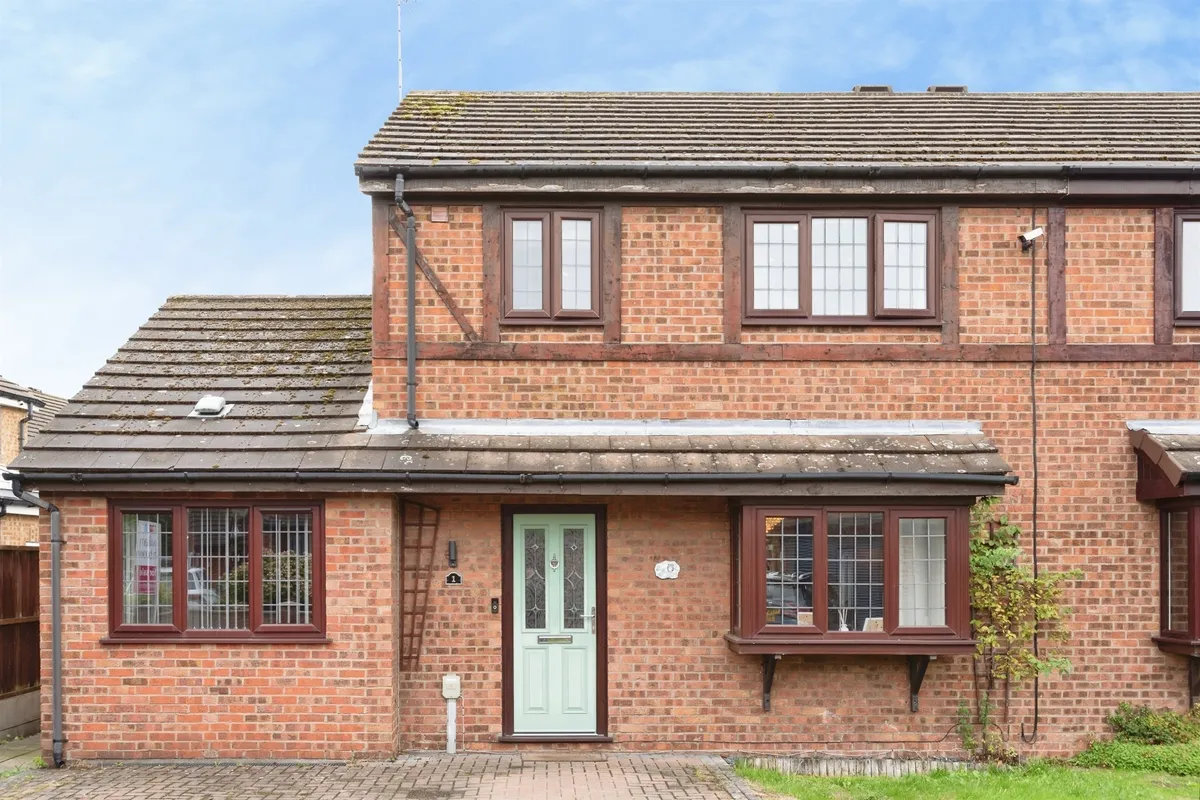 King Charles Close, Willerby, Hull