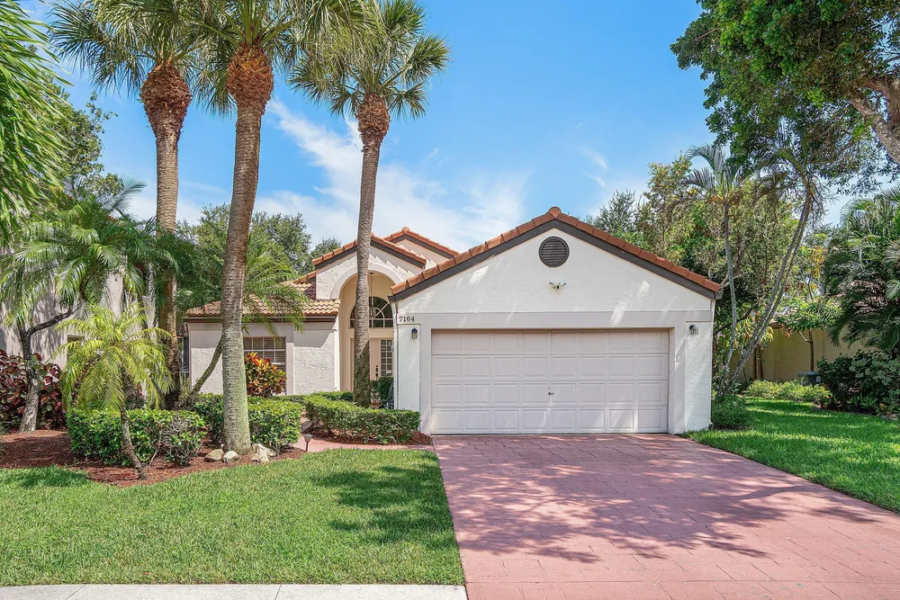 7164 Via Palomar, Boca Raton, FL 33433