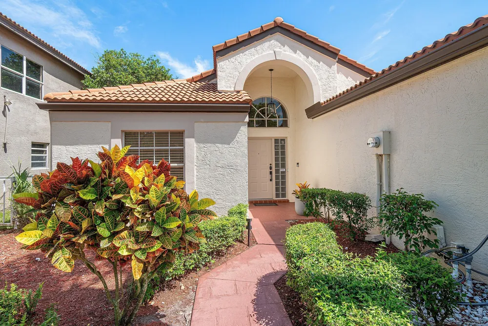 7164 Via Palomar, Boca Raton, FL 33433