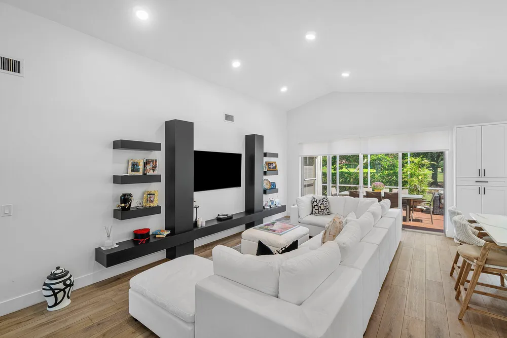 7164 Via Palomar, Boca Raton, FL 33433
