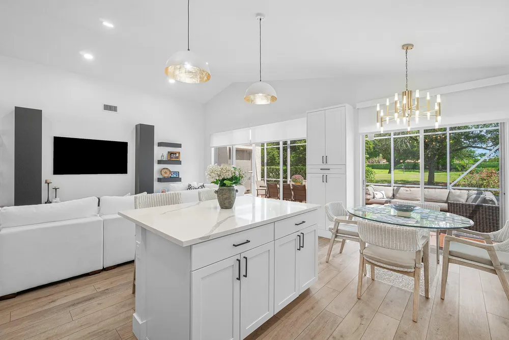 7164 Via Palomar, Boca Raton, FL 33433