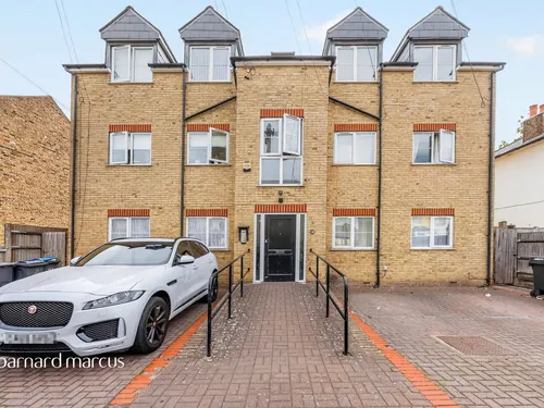 Bensham Grove, Thornton Heathphoto