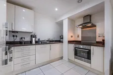 Kilburn Park Road, London, NW6 photo 6