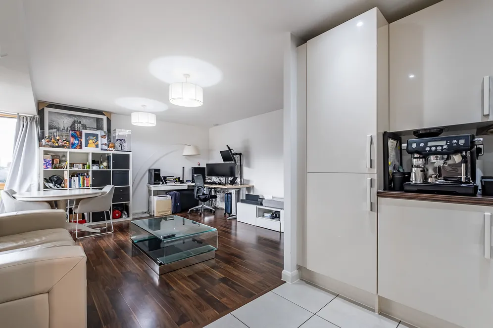 Kilburn Park Road, London, NW6 photo 9