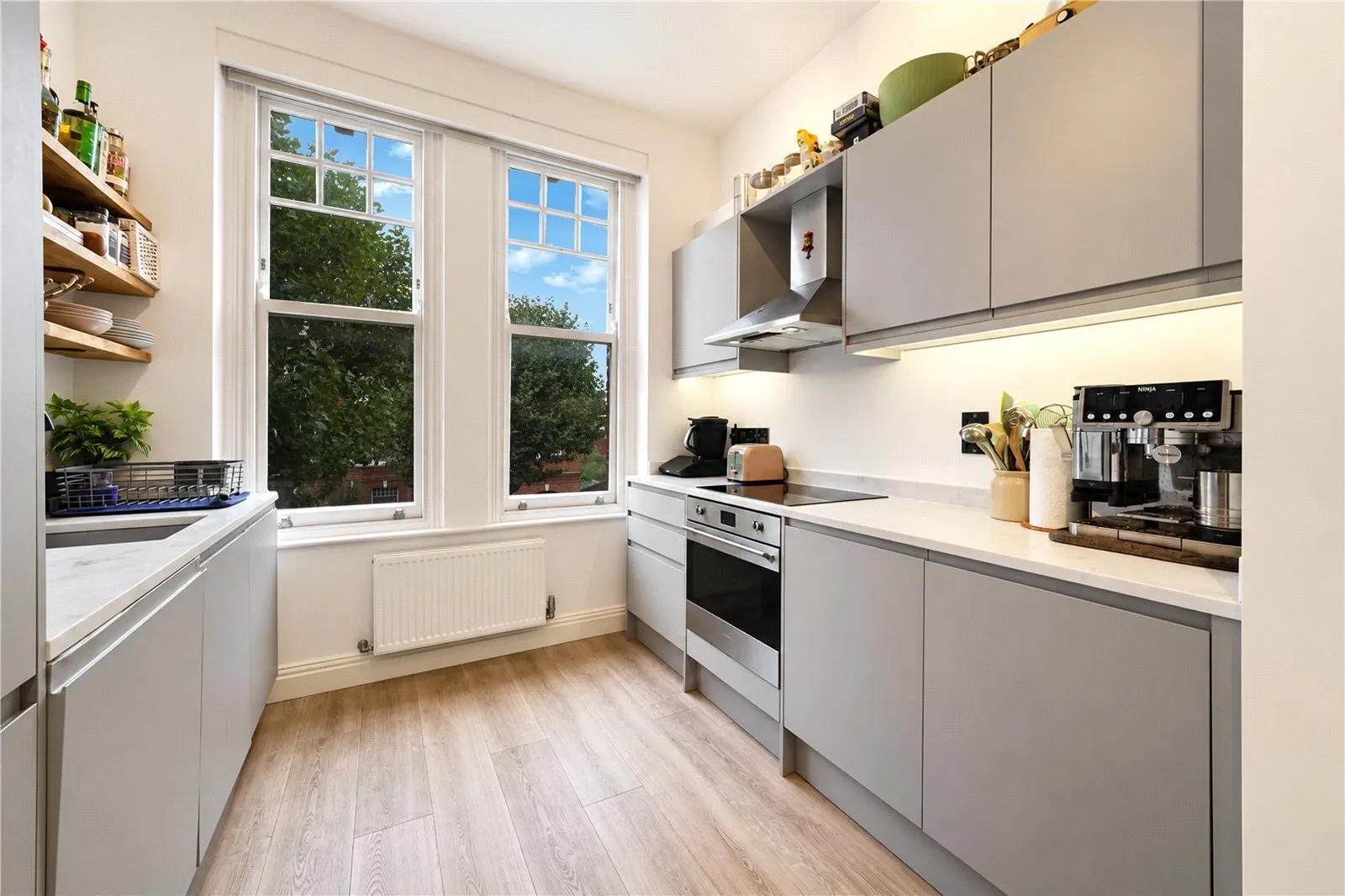 Fordwych Road, London, NW2