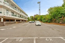 Russell Way, Crawley