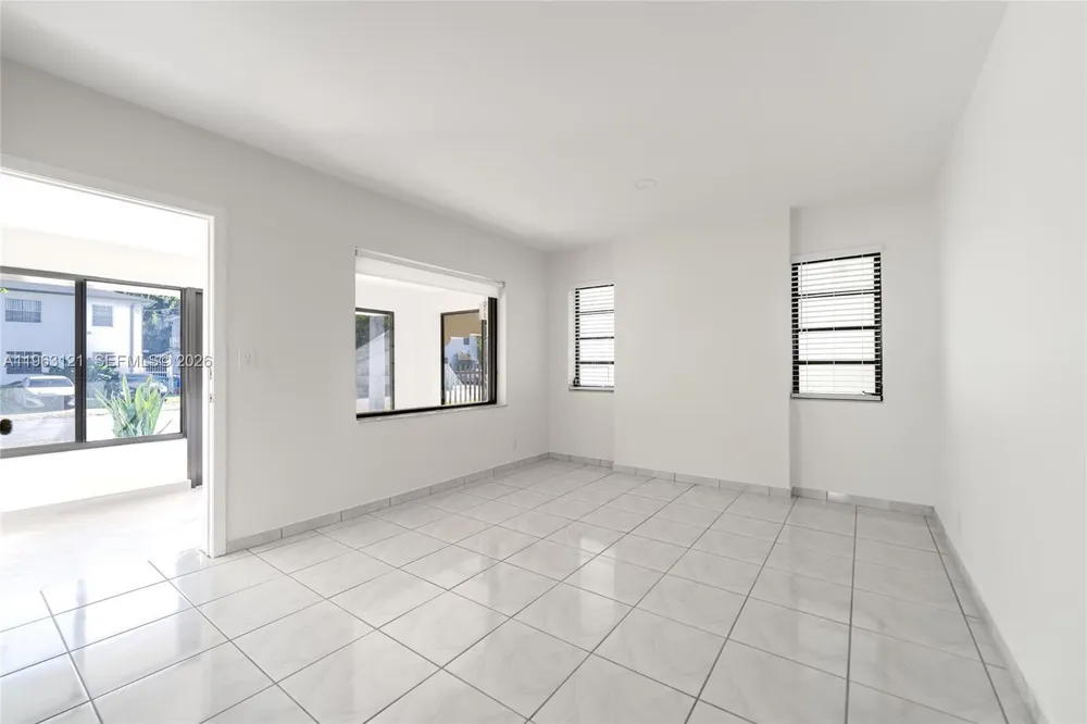 1631 SW 21st St, Miami, FL 33145