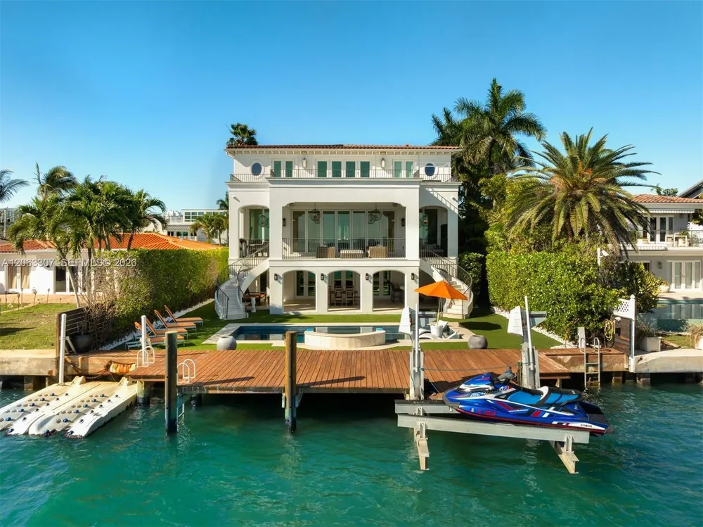 1460 S Treasure Dr, North Bay Village, FL 33141