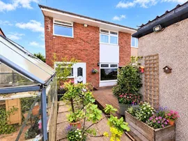 Bryn Pinwydden, Pentwyn, Cardiff photo