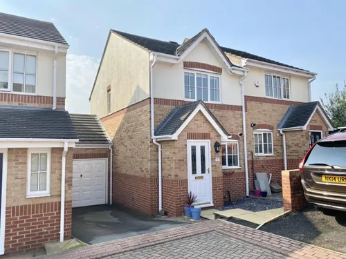 Marsh Court, PUDSEYphoto