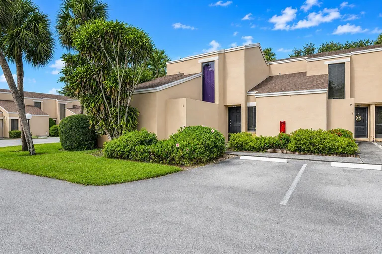 1169 NW 13th St, Boca Raton, FL 33486