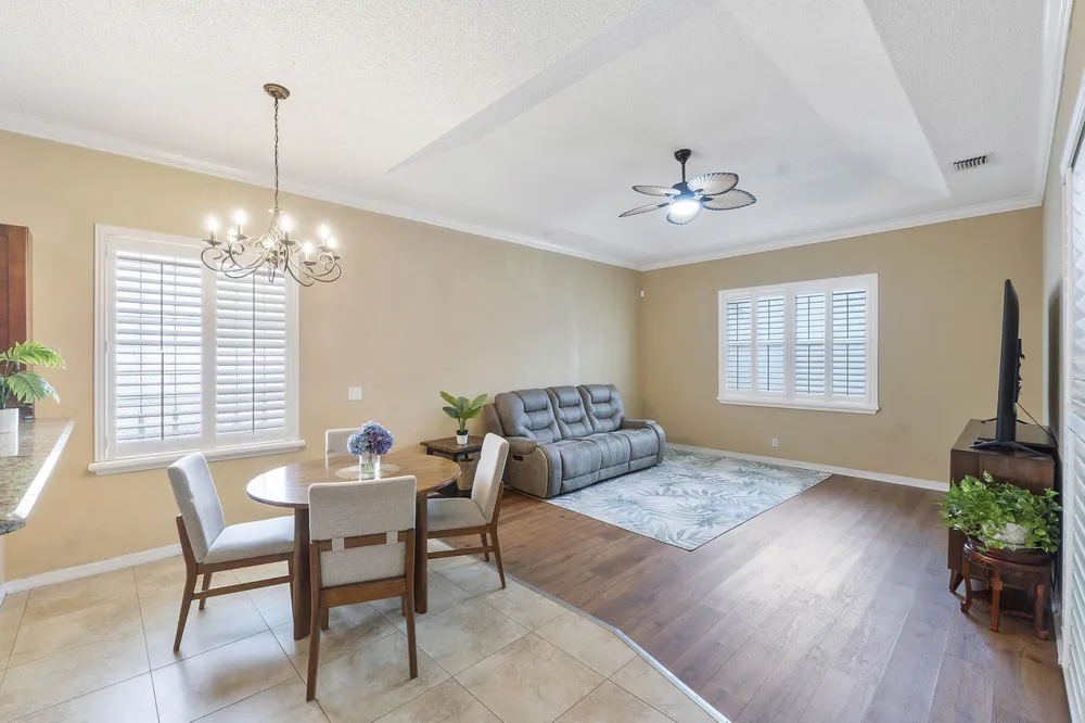 5877 NW 73rd Ct, Parkland, FL 33067