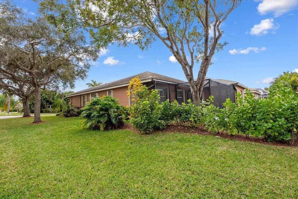 5877 NW 73rd Ct, Parkland, FL 33067