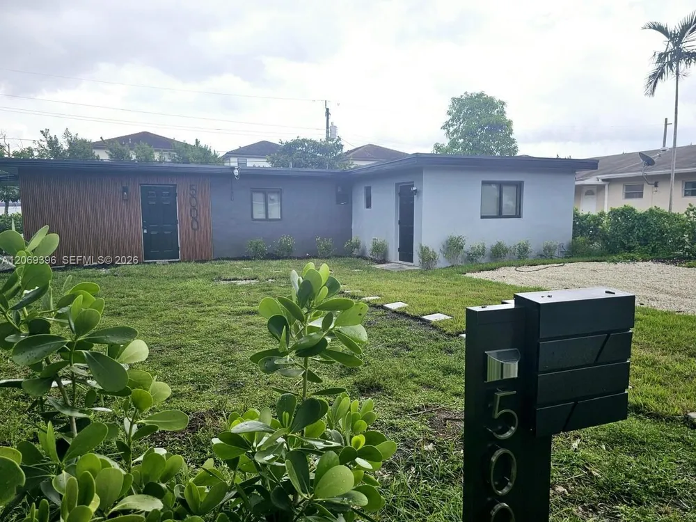 5000 SW 26th Ave, Dania Beach, FL 33312