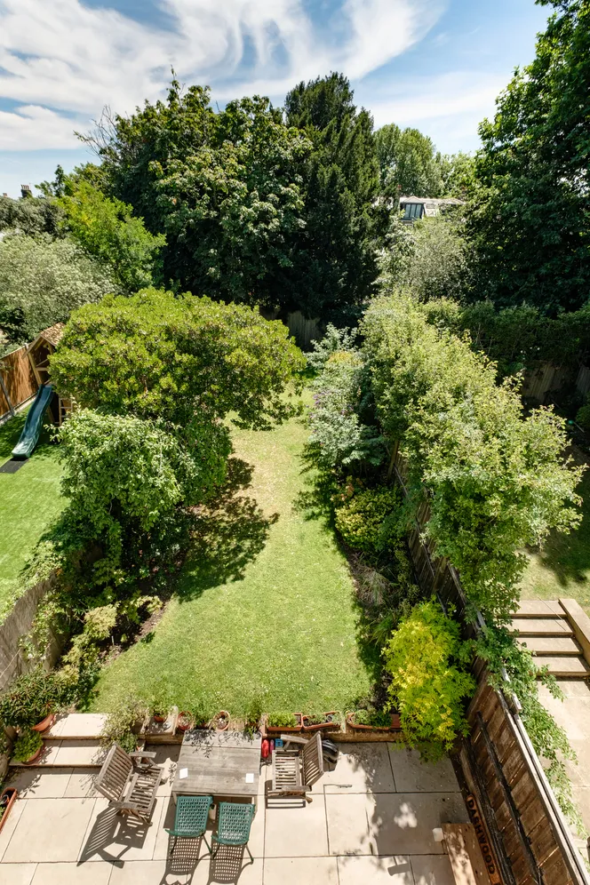 Dashwood Road, London, N8 photo 12
