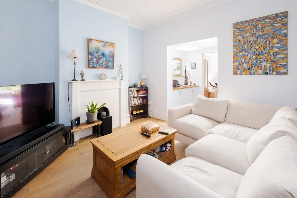 Dashwood Road, London, N8 photo 13