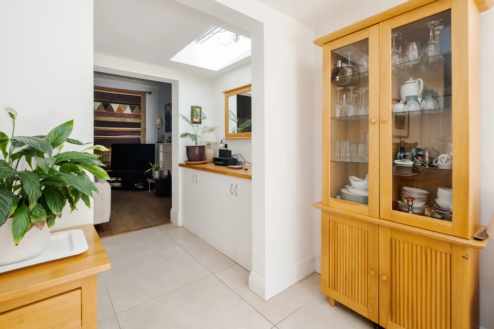Dashwood Road, London, N8 photo 16