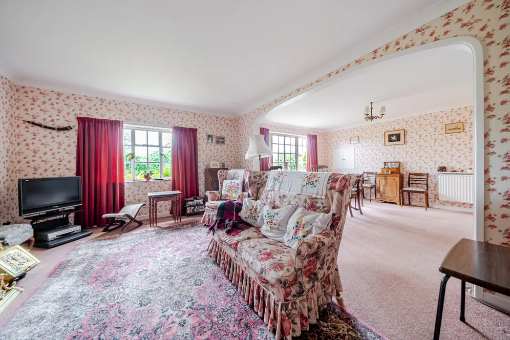 Oxford Street, Ramsbury, SN8 photo 5