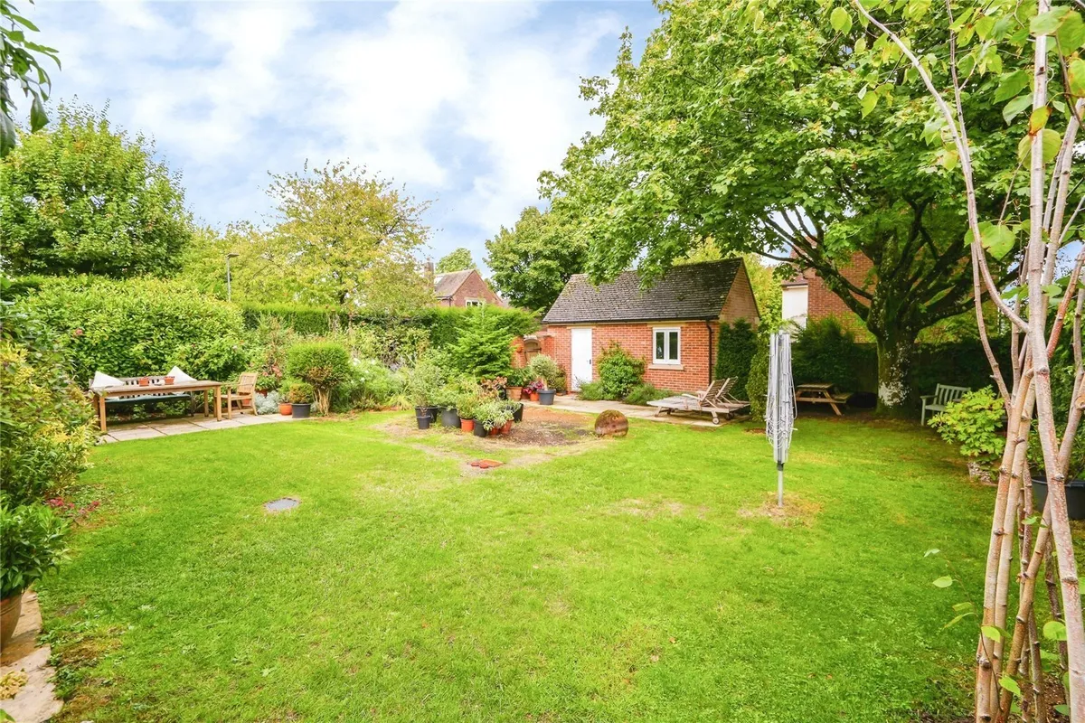 Avro Road, Upper Rissington, Cheltenham, Gloucestershire, GL54