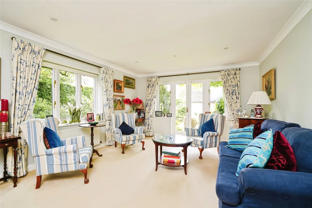 Avro Road, Upper Rissington, Cheltenham, Gloucestershire, GL54