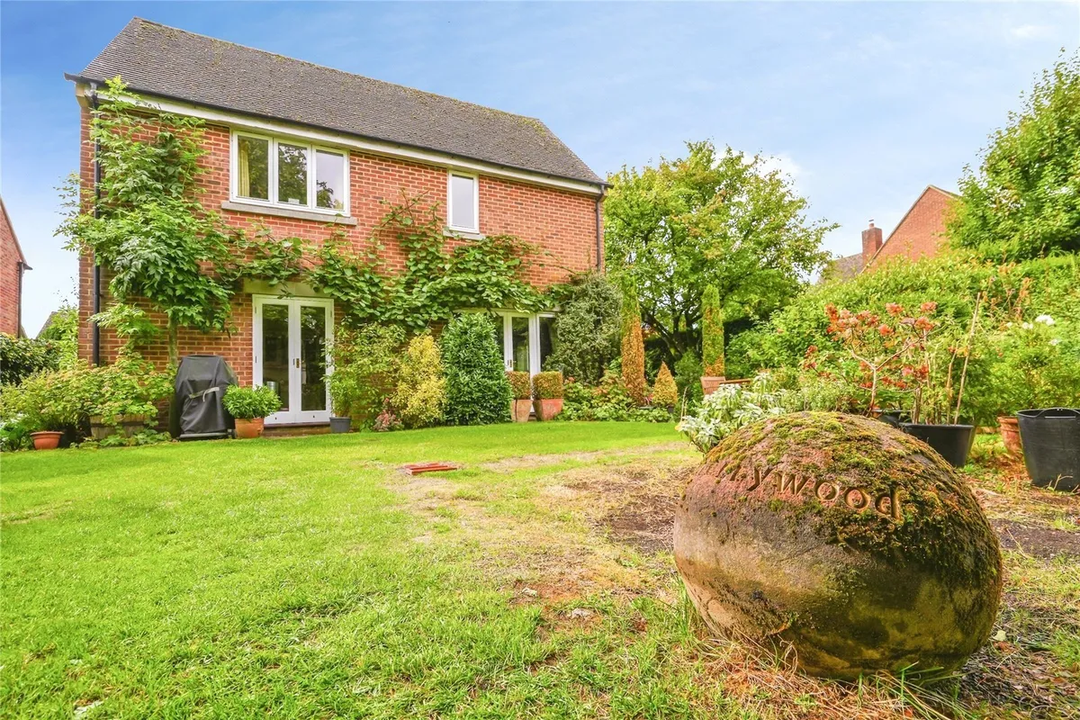 Avro Road, Upper Rissington, Cheltenham, Gloucestershire, GL54