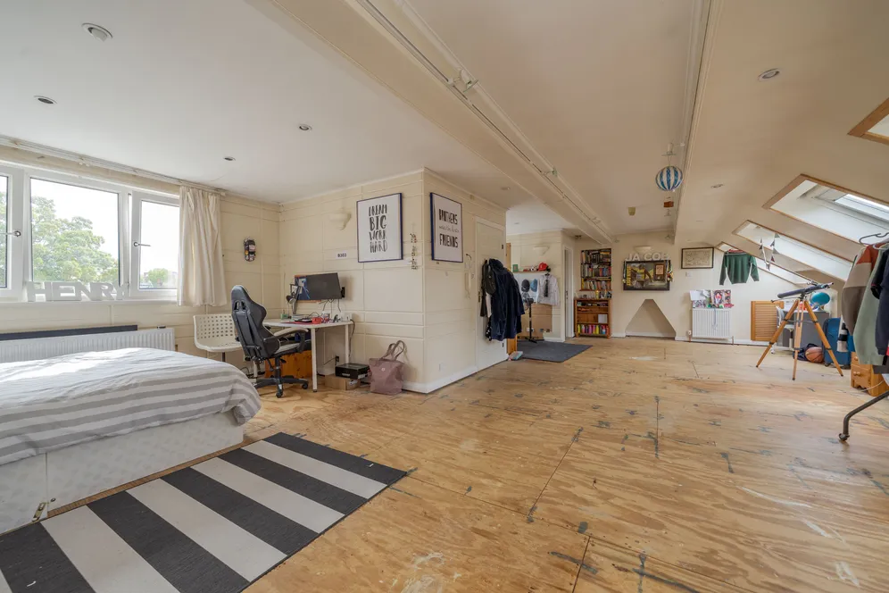 Denbigh Road, Ealing, W13 photo 7
