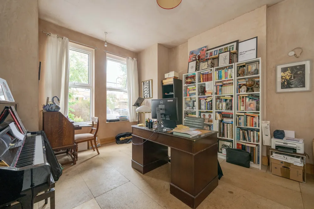 Denbigh Road, Ealing, W13