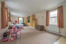 Denbigh Road, Ealing, W13 photo 12