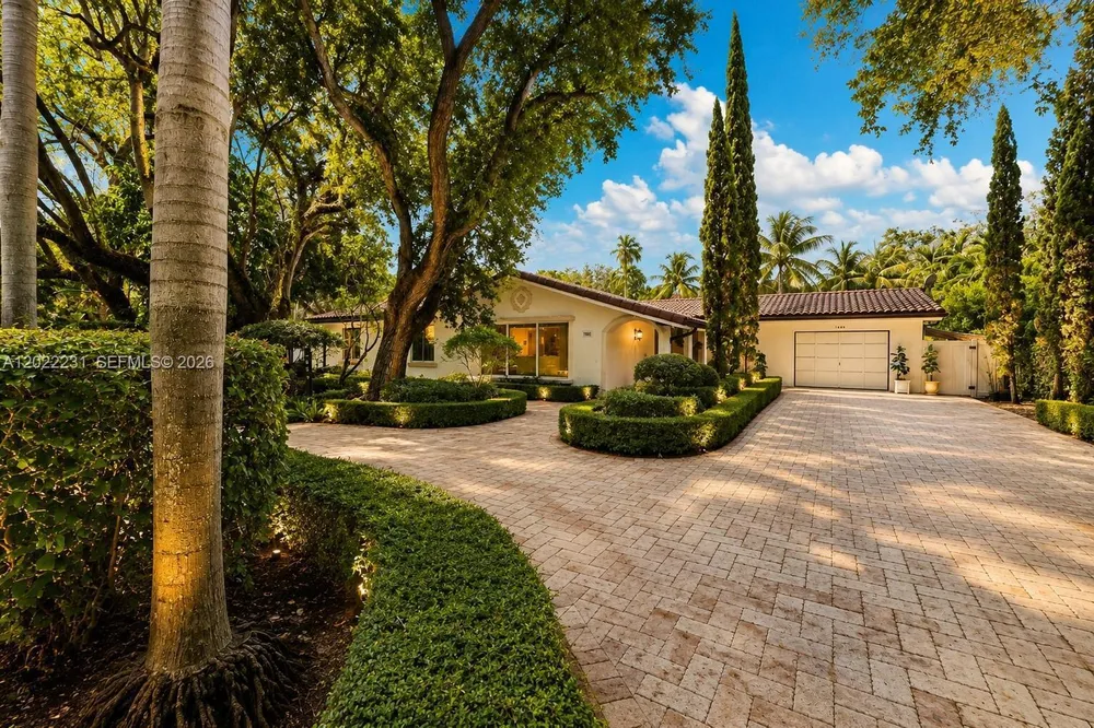 7980 SW 52nd Ave, Miami, FL 33143