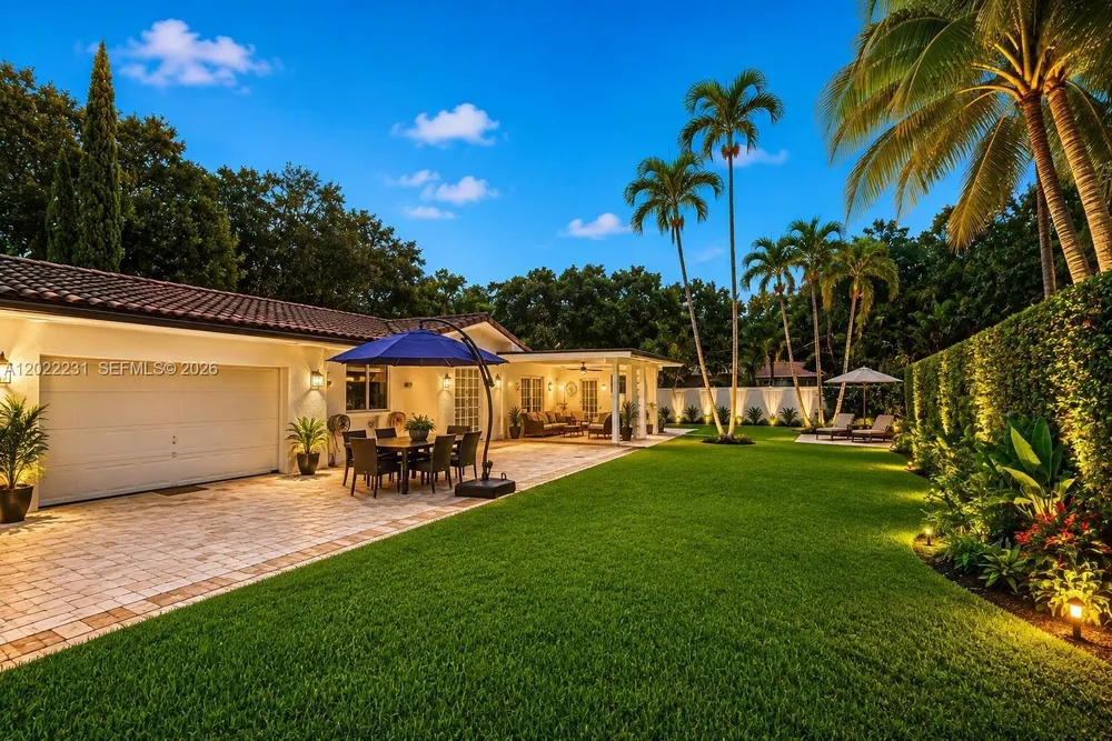 7980 SW 52nd Ave, Miami, FL 33143