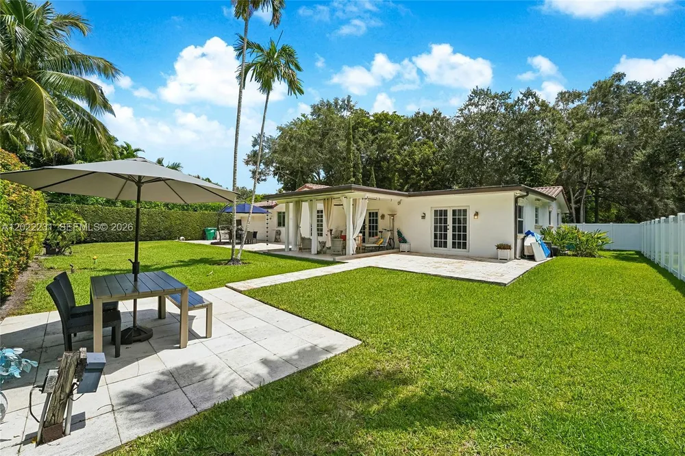 7980 SW 52nd Ave, Miami, FL 33143