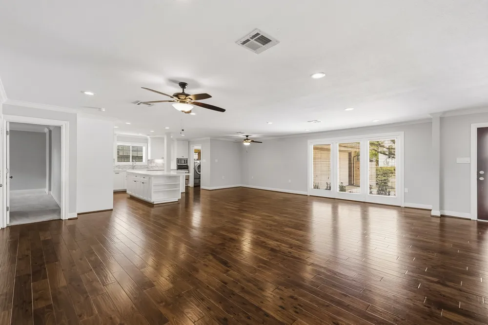 4943 Cheena Dr, Houston, TX 77096-4221