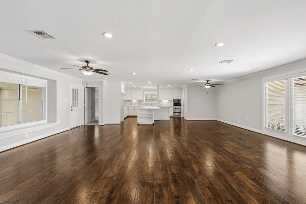 4943 Cheena Dr, Houston, TX 77096-4221