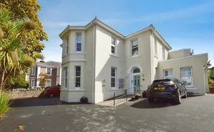 St Margarets Road, Torquay, Devon, TQ1 photo