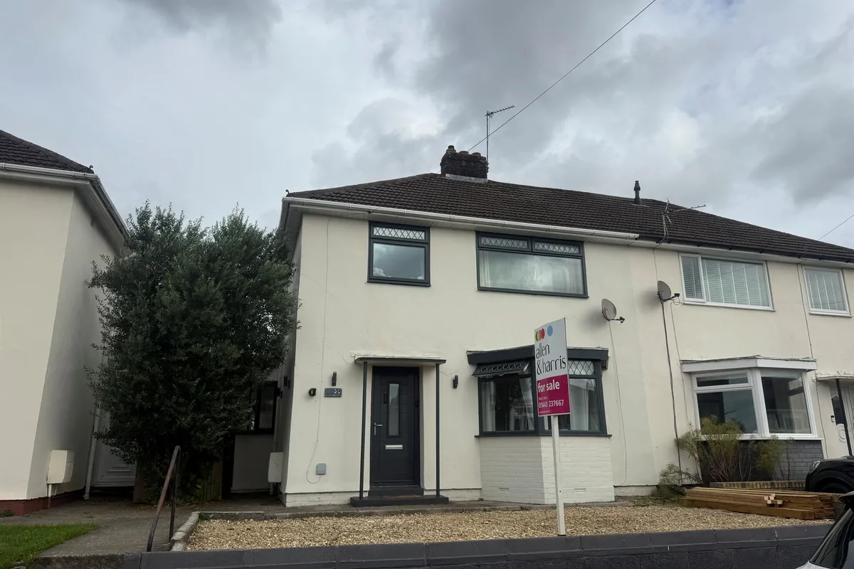 Heol Miles, Talbot Green, Pontyclun