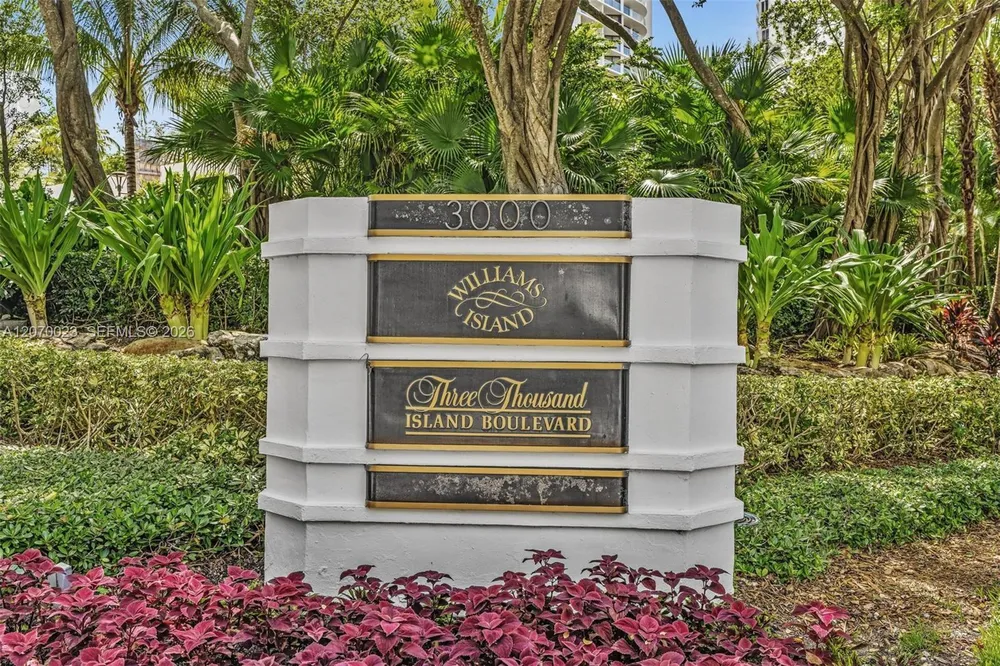 3000 Island Blvd, Aventura, FL 33160