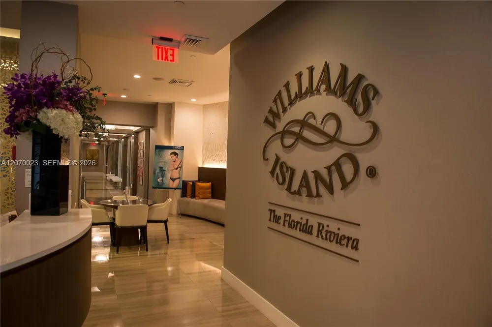 3000 Island Blvd, Aventura, FL 33160