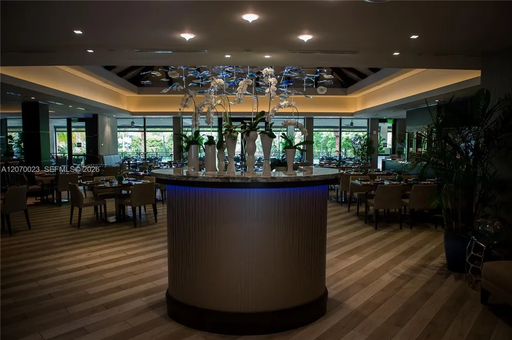 3000 Island Blvd, Aventura, FL 33160