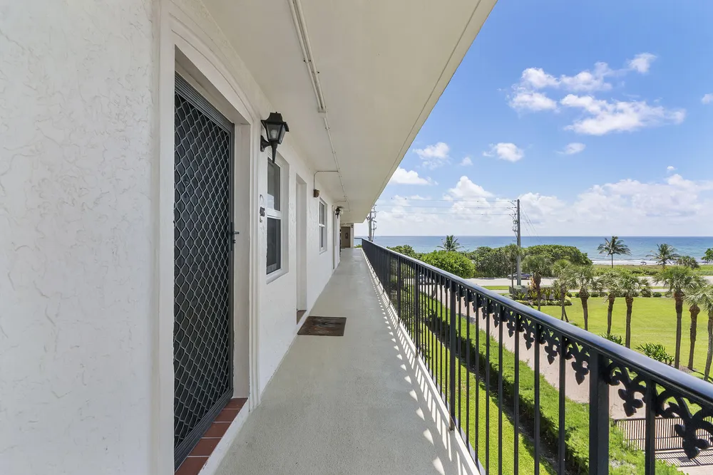 2871 N Ocean Blvd, Boca Raton, FL 33431