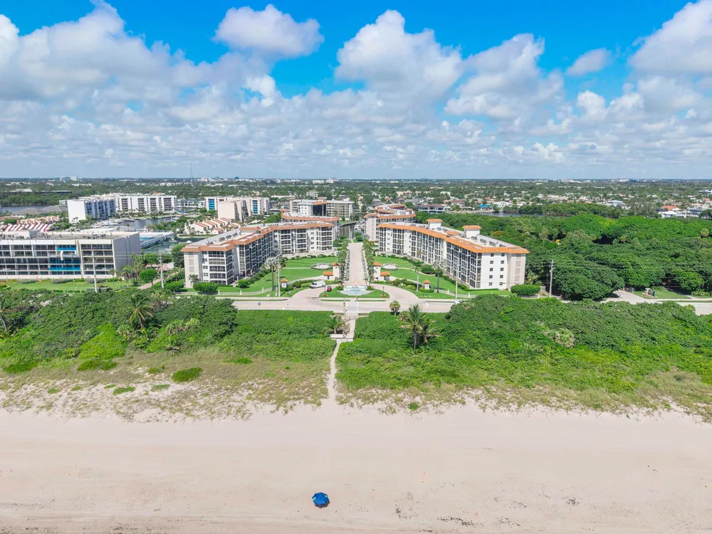 2871 N Ocean Blvd, Boca Raton, FL 33431