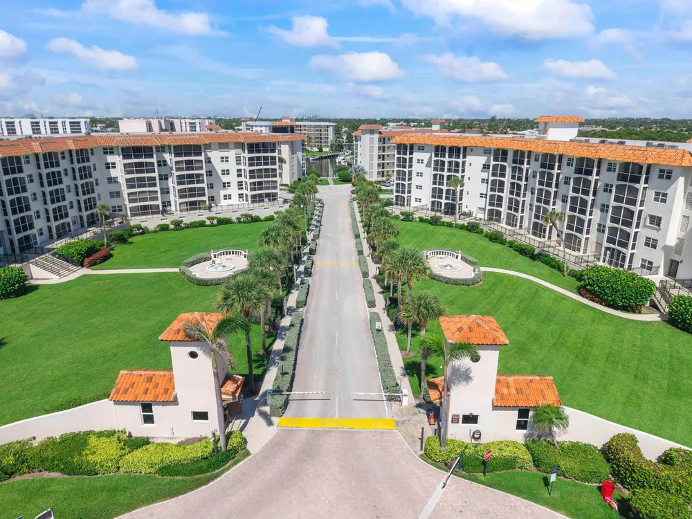 2871 N Ocean Blvd, Boca Raton, FL 33431