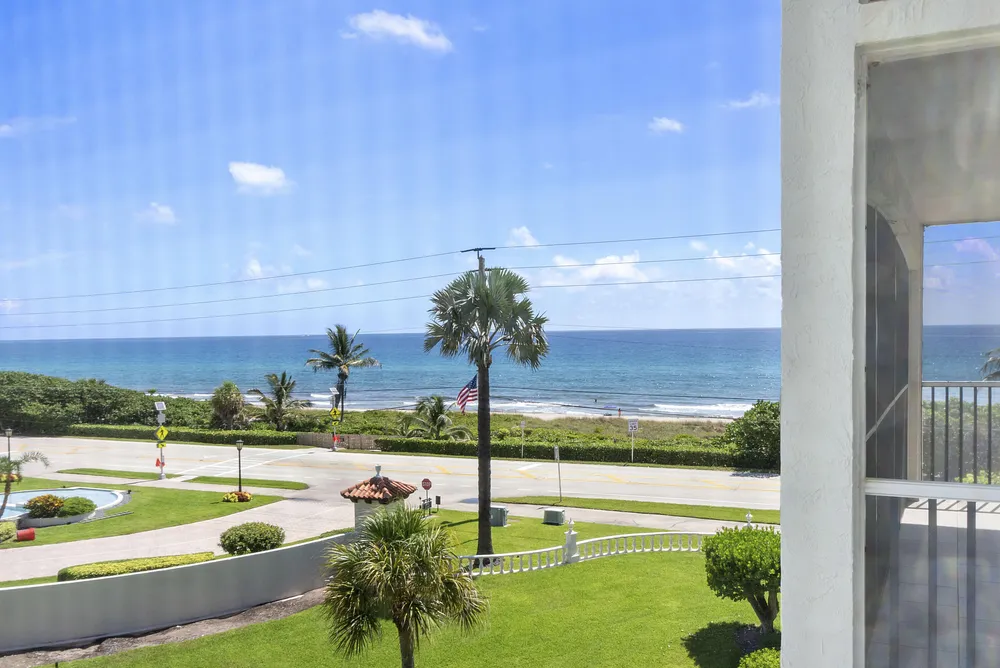 2871 N Ocean Blvd, Boca Raton, FL 33431