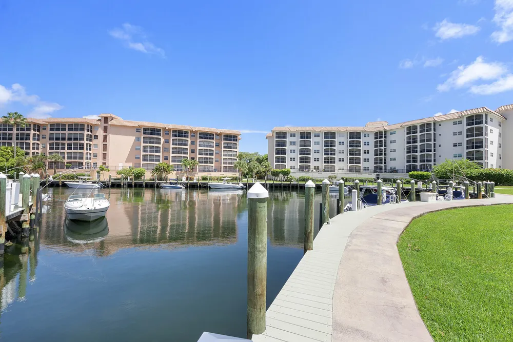 2871 N Ocean Blvd, Boca Raton, FL 33431