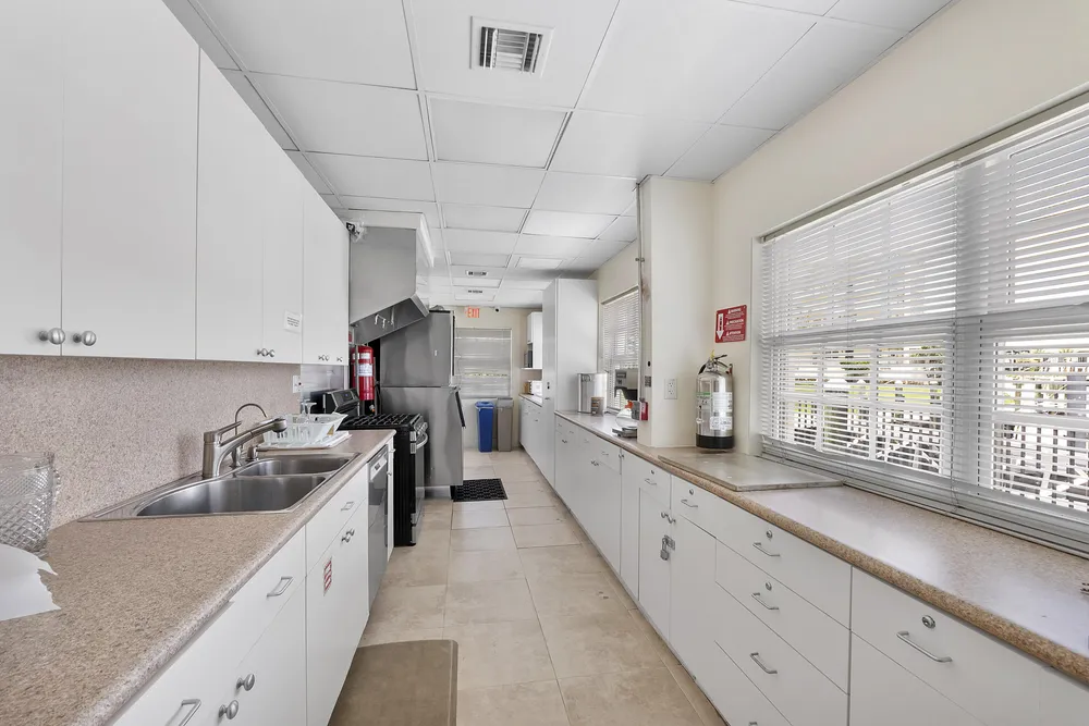 2871 N Ocean Blvd, Boca Raton, FL 33431